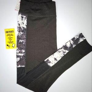 New Women's 2X Black and Gray Leggings